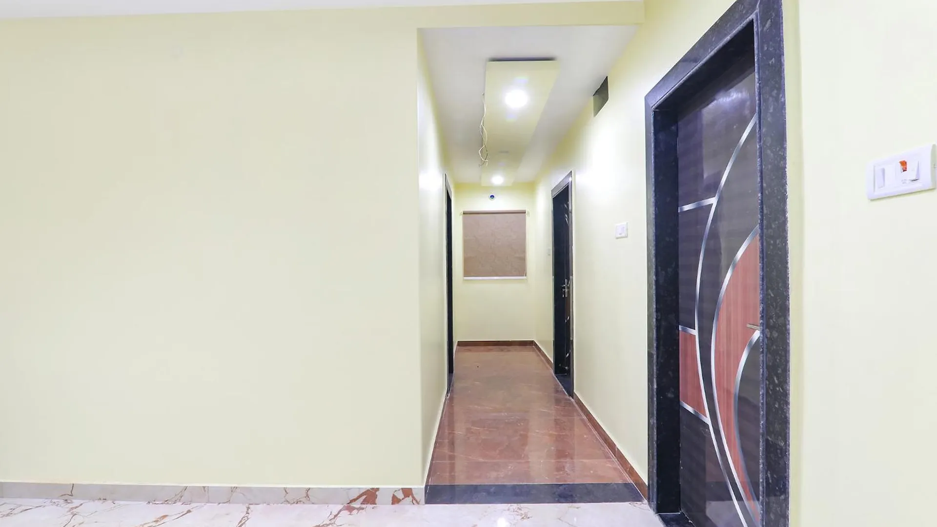 ***  Fabexpress Gs Residency Hotel Varanasi India